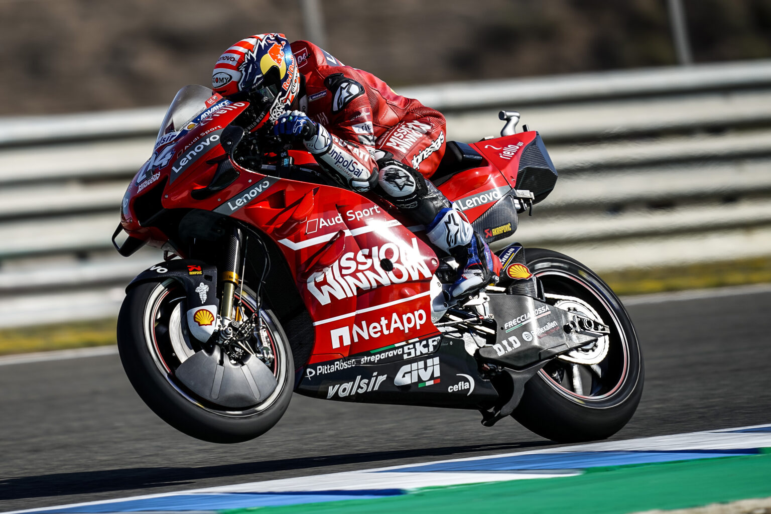 Positive start for the Mission Winnow Ducati team at Jerez: Petrucci 1st and Dovizioso 3rd in Friday’s free practice
