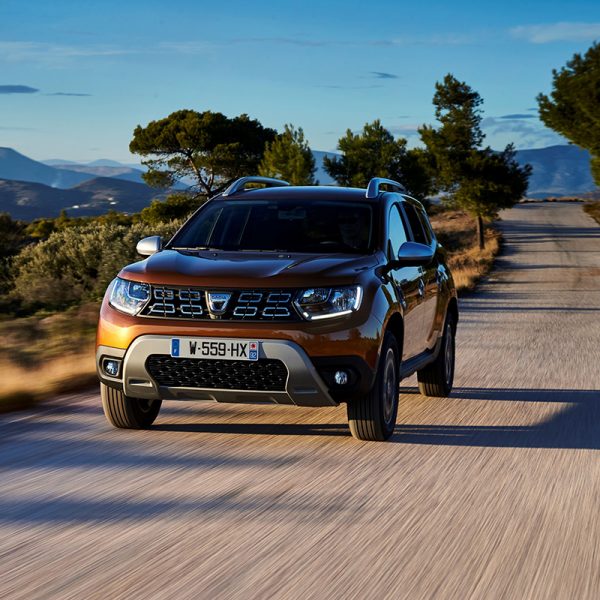 DACIA DUSTER, NOUVEAU MOTEUR ESSENCE TCE 100