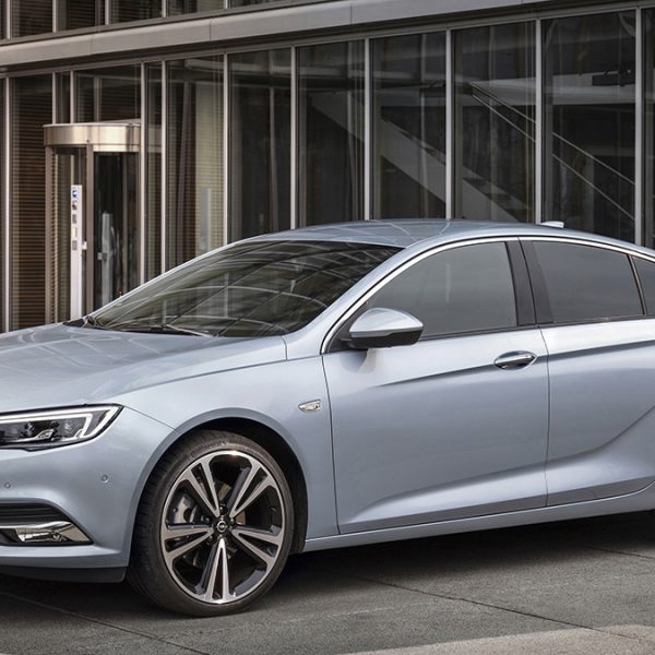 La caméra frontale Opel remporte le « Car Connectivity Award 2019 »