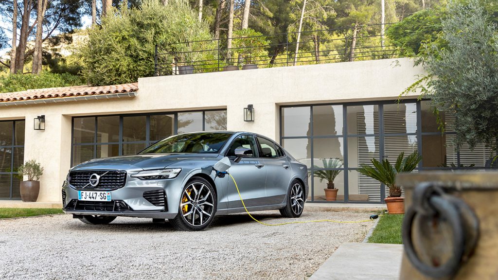 Nouvelle Volvo S60 T8 Twin Engine Polestar Engineered Gris Osmiu