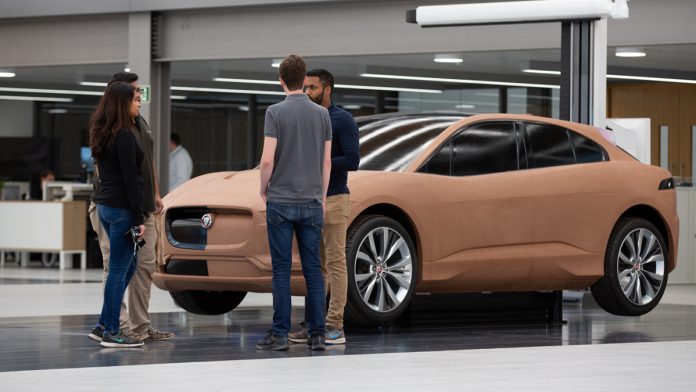 Visite dans les coulisses du nouveau studio de design JAGUAR