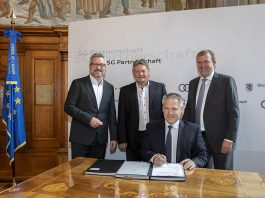 Audi, the city of Ingolstadt and Telekom cooperate on 5G technol