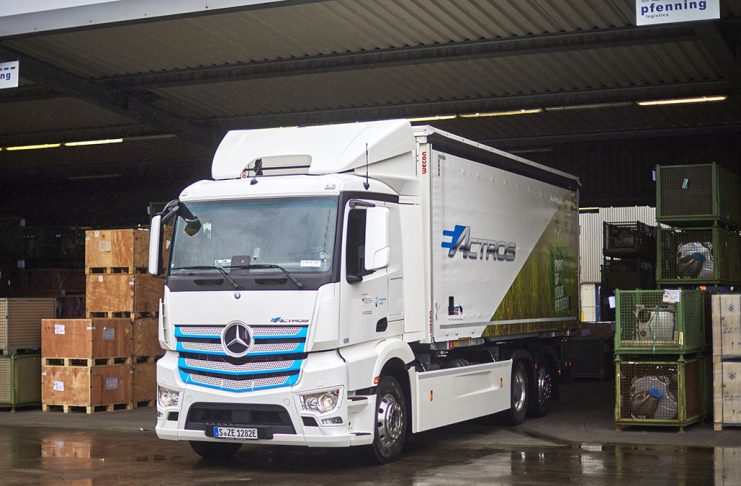 Mercedes-Benz Trucks au Salon Solutrans 2019
