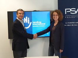 Handicap International et la Fondation PSA signent un partenariat pour un projet de Prévention Routière en Inde