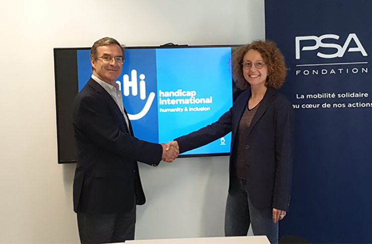 Handicap International et la Fondation PSA signent un partenariat pour un projet de Prévention Routière en Inde