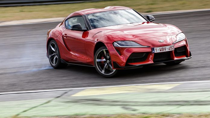La TOYOTA GR SUPRA remporte le prestigieux prix allemand Golden Steering Wheel