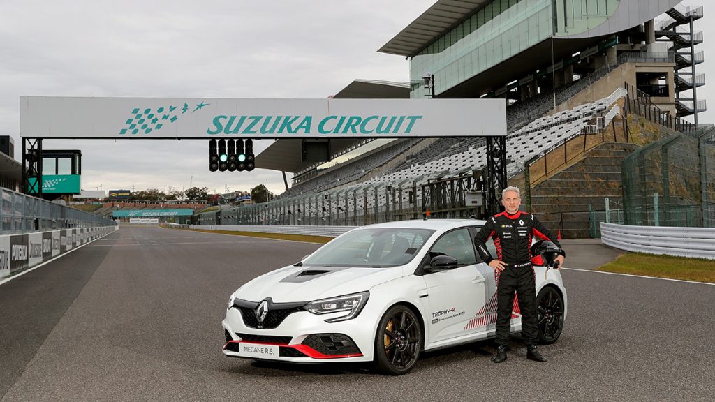 Nouvelle MÉGANE R.S. TROPHY-R Nouveau record sur le circuit de Suzuka