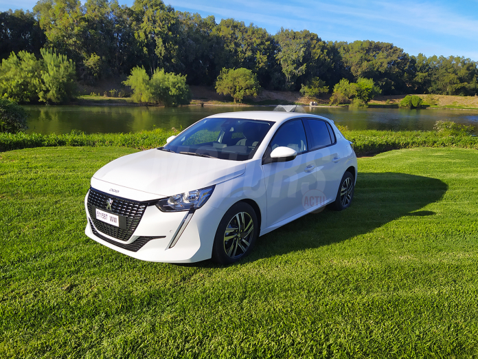 Nouvelle PEUGEOT 208