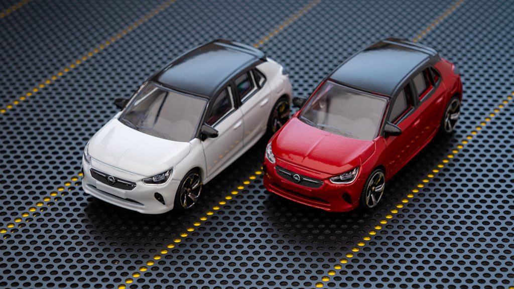 Petit bijou : la nouvelle Opel Corsa en miniature au 1/55ème Opel-Corsa-Toy-Car