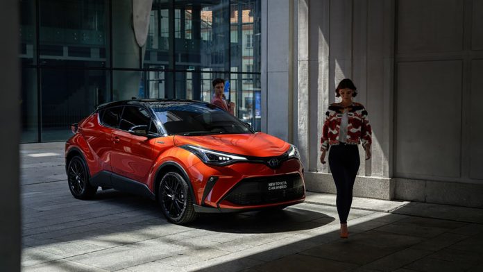 TOYOTA C-HR