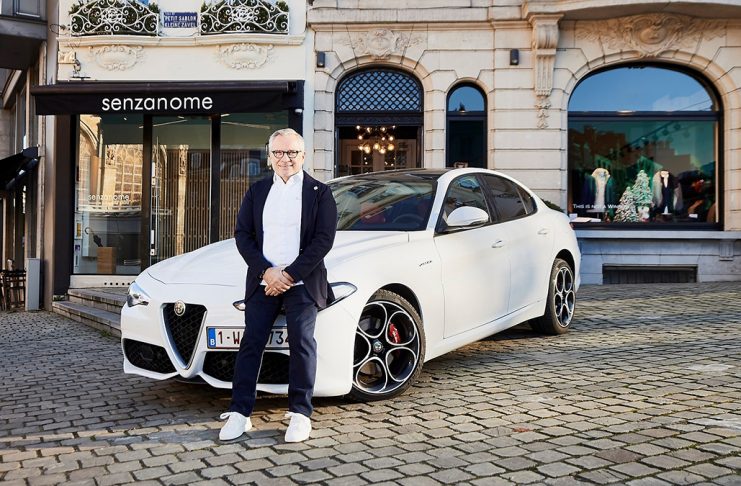 Le chef réputé Giovanni Bruno rend hommage aux 110 ans d’Alfa Romeo, pendant le Salon de Bruxelles 2020