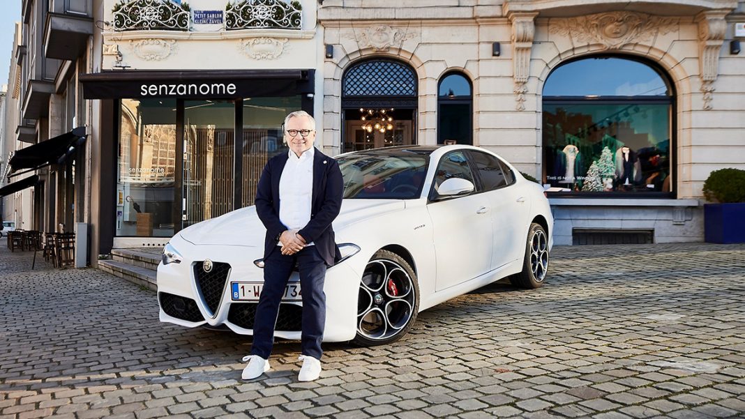 Le chef réputé Giovanni Bruno rend hommage aux 110 ans d’Alfa Romeo, pendant le Salon de Bruxelles 2020
