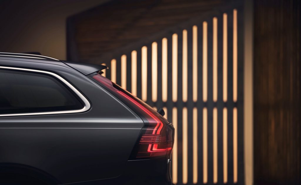 the refreshed Volvo V90 Recharge