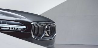 The refreshed Volvo S90 Recharge T8