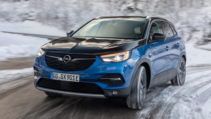 Opel Grandland X Hybrid4