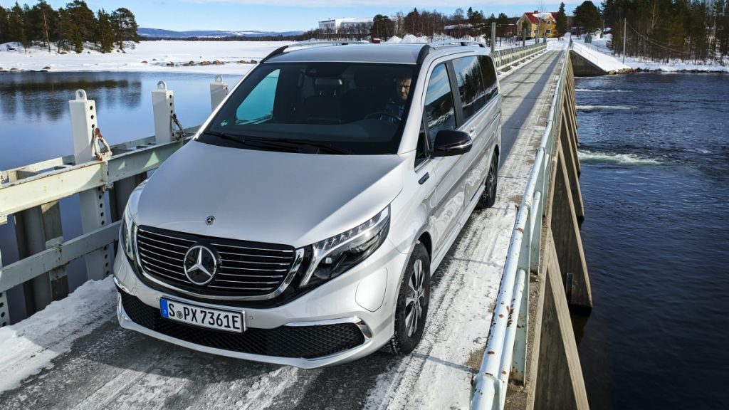 Mercedes-benz EQV finalise ses essais de développement hivernaux Mercedes-Benz EQV