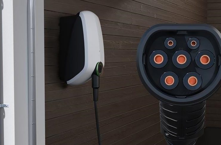 Le Groupe PSA facilite l’achat et l’installation de bornes de recharge pour ses clients