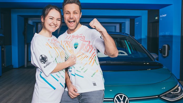Volkswagen mobilizes fans at the UEFA EURO 2020ô: Shirt is als