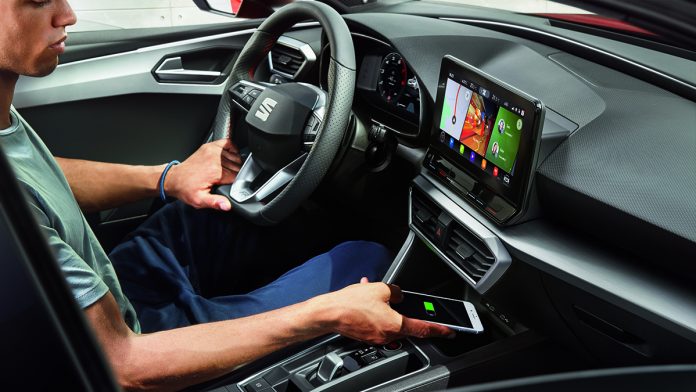 All-new-SEAT-Leon-connectivity_11_HQ