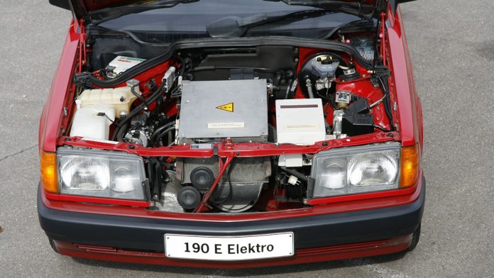 Mercedes-Benz 190 à propulsion électrique en 1990
