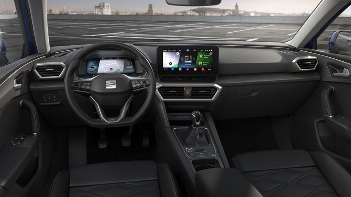 Nouvelle SEAT LEON 2020 - conduisez-la sans quitter la maison