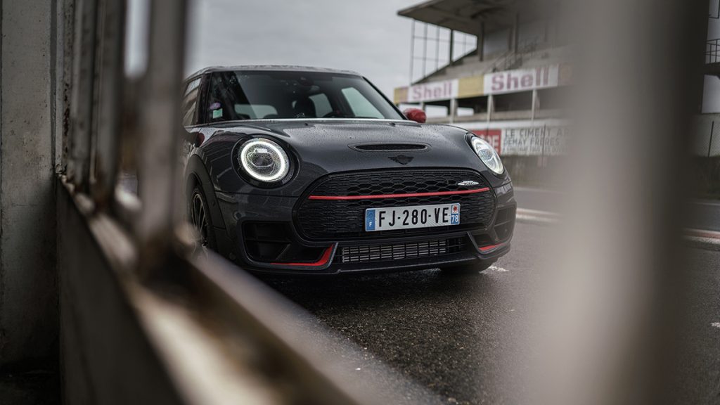 MINI John Cooper Works Clubman ALL4 GP Inspired : l’esprit GP pour toute la famille MINI John Cooper Works Clubman ALL4 GP Inspired -l’esprit GP pour toute la famille