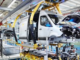 Mercedes-Benz : La production des usines VUL reprend progressivement