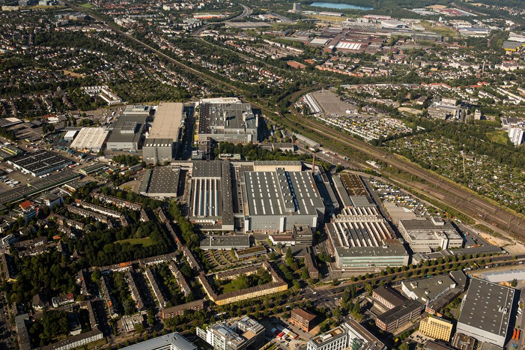 Mercedes-Benz : La production des usines VUL reprend progressivement