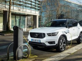 Volvo XC40 Recharge T5 R-Design