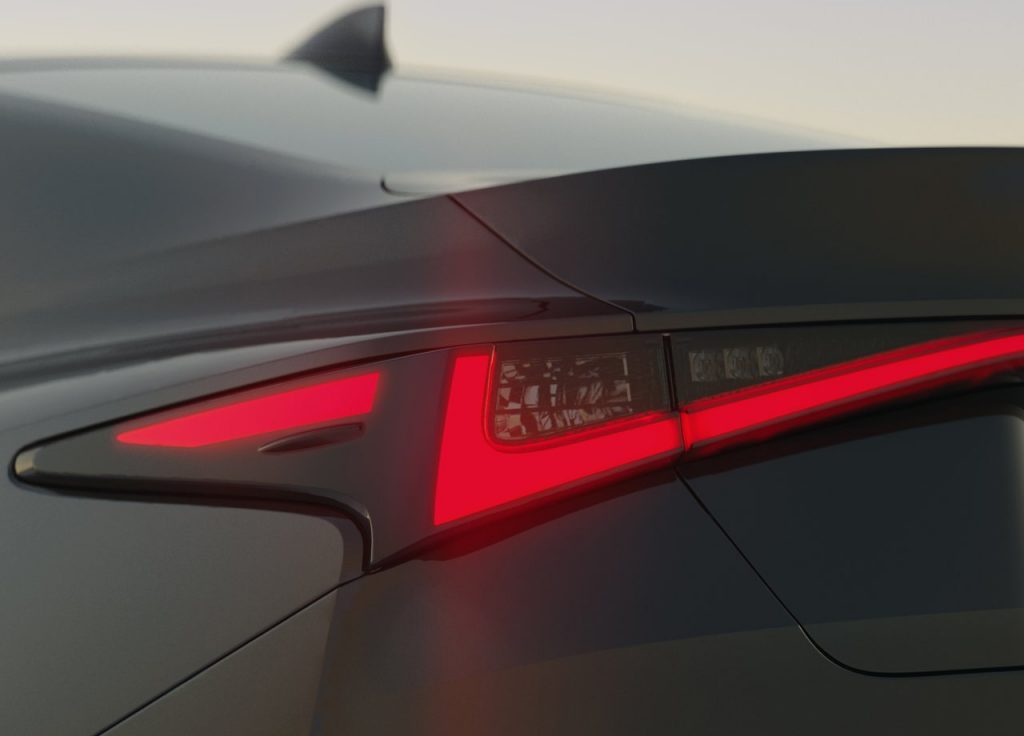 Lexus IS 2021