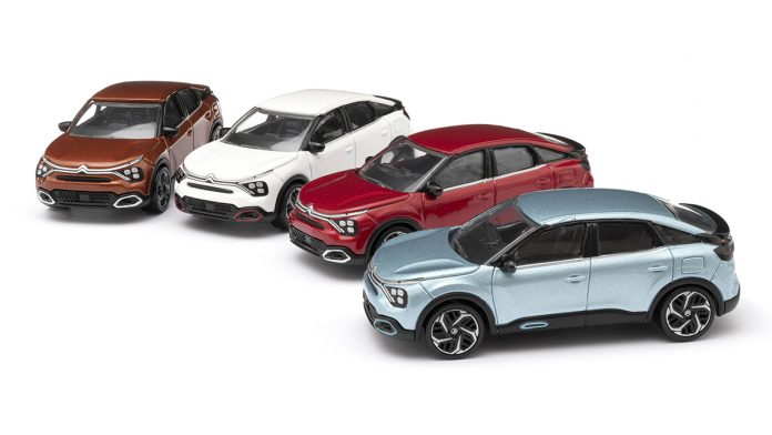 Nouvelles Citroen C4 et Ë-C4 - 100% ëlectric rejoignent le catalogue des miniatures Citroen