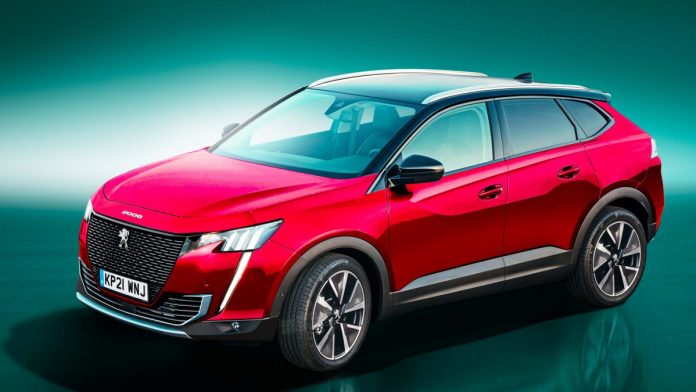 Peugeot 3008 2022 - crédit photo Avarvarii