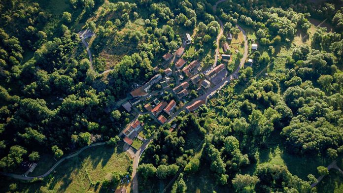 Renault lance le premier village «100 % véhicules électriques» de France