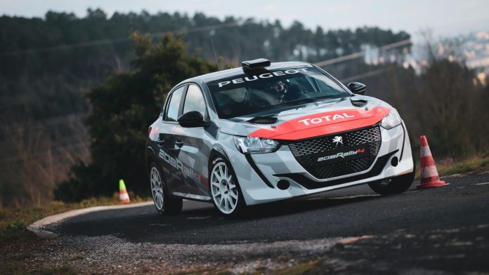 PEUGEOT SPORT 208 CUP