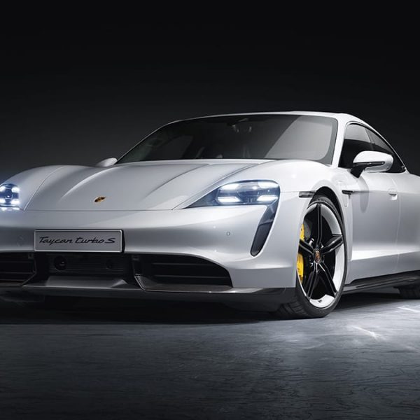 Porsche Taycan 2021