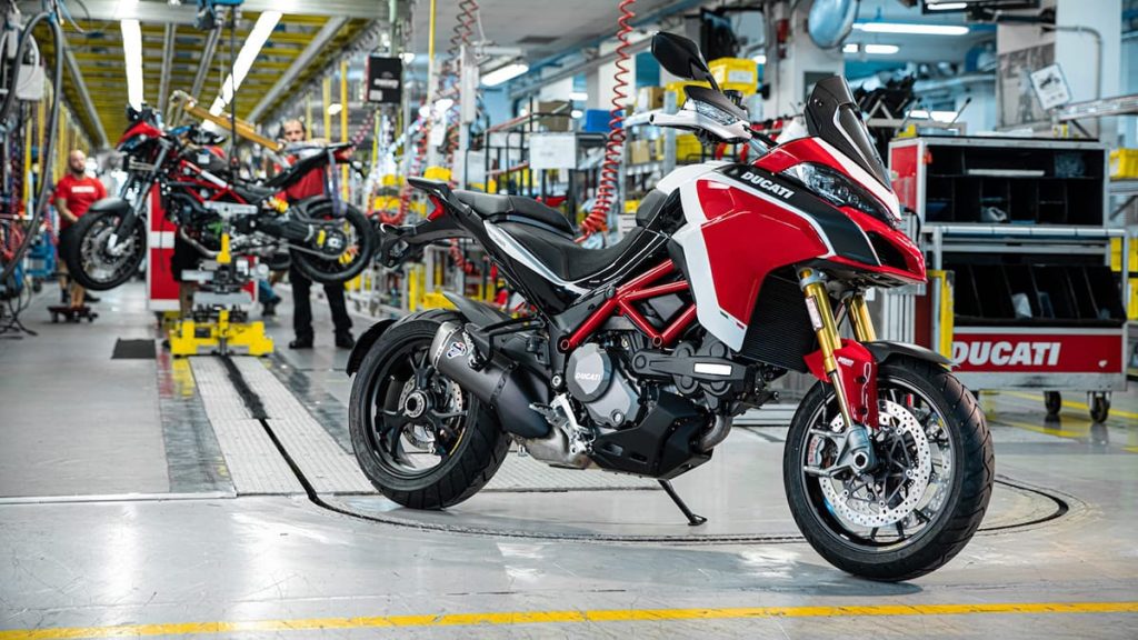 DUCATI Multistrada V4