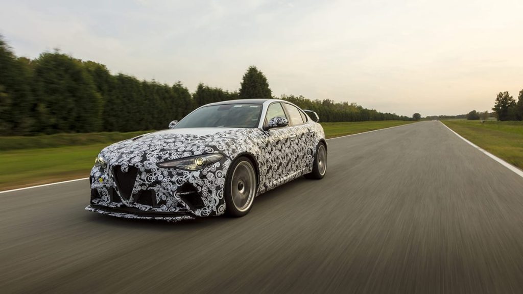 Kimi Räikkönen et Antonio Giovinazzi testent la nouvelle Giulia GTA