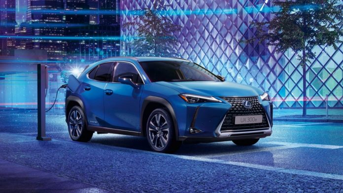 LEXUS UX 300E