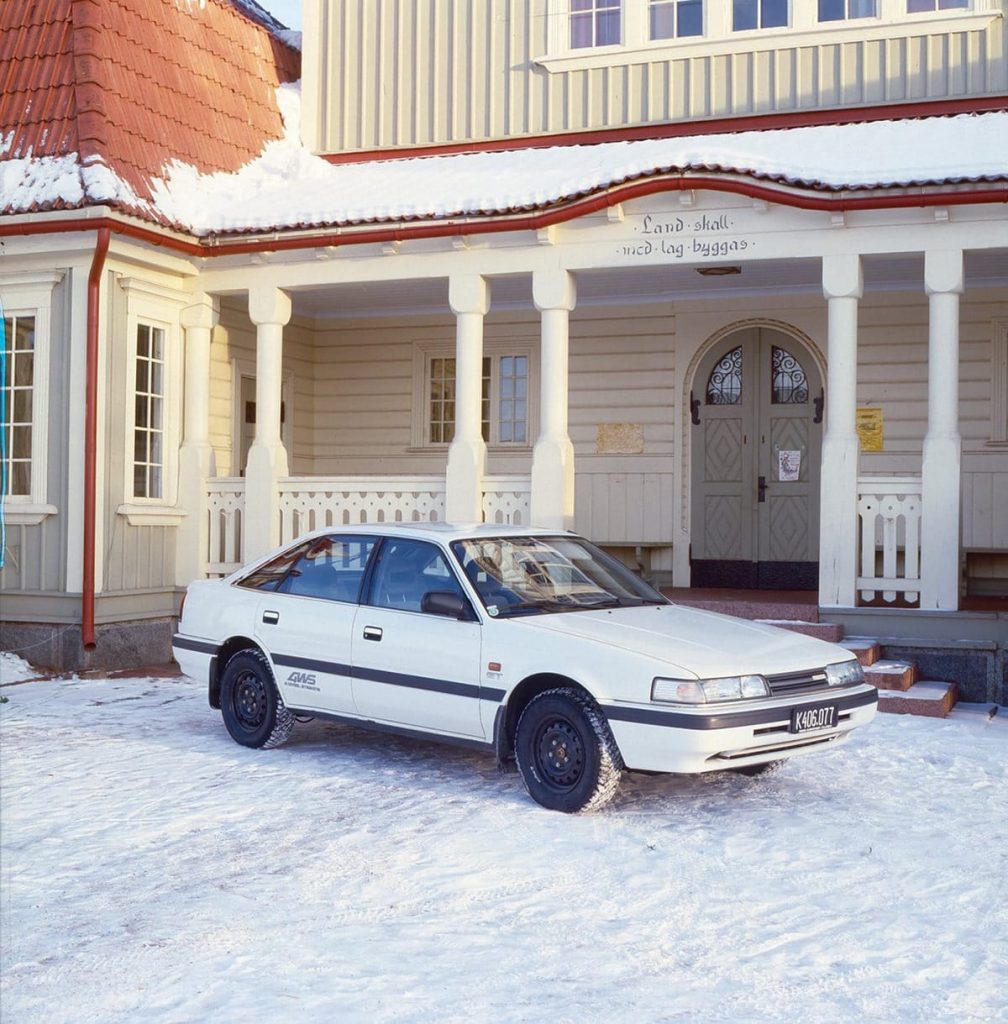 Mazda 626 4WS, ab 1987