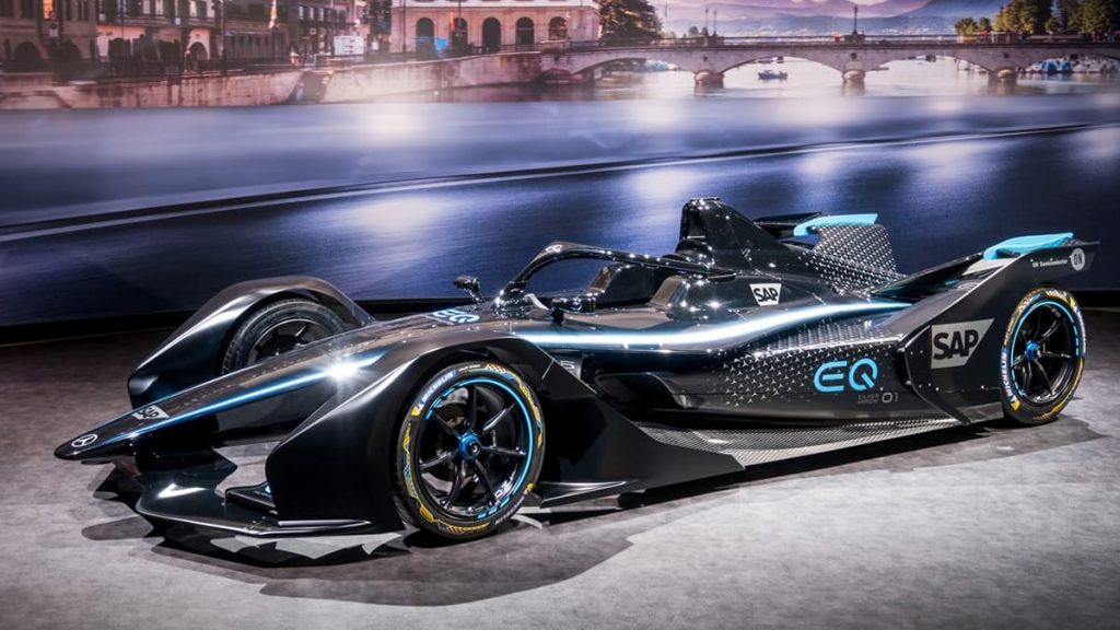 L’équipe Mercedes-Benz EQ Formule E choisit la continuité pour la Saison 7 Mercedes-Benz EQ Formule E