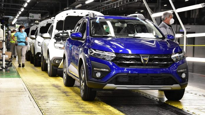 Nouvelle Dacia Sandero Stepway 2021 : début de la production à l'usine de Mioveni (Roumanie)