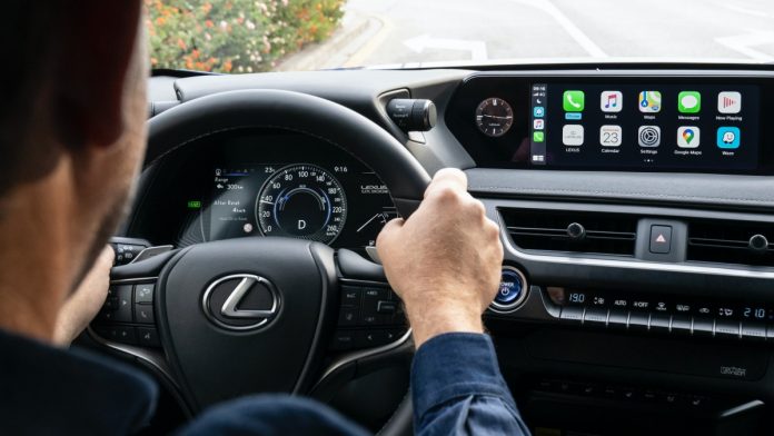 lexus UX 300e