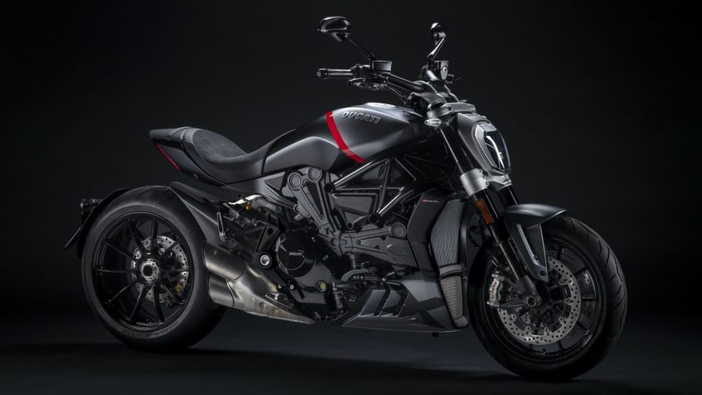 DUCATI XDIAVEL BLACK STAR