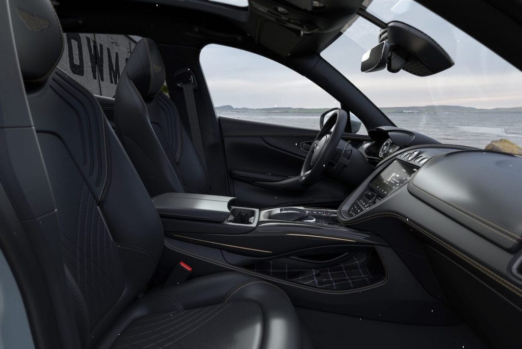 Aston Martin dévoile en exclusivité son DBX Bowmore® Edition
