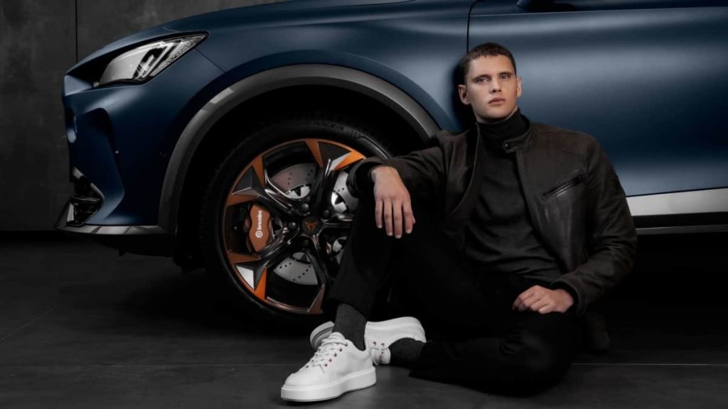 CUPRA et Mikakus lancent une collection exclusive de baskets inspirée par la CUPRA Formentor