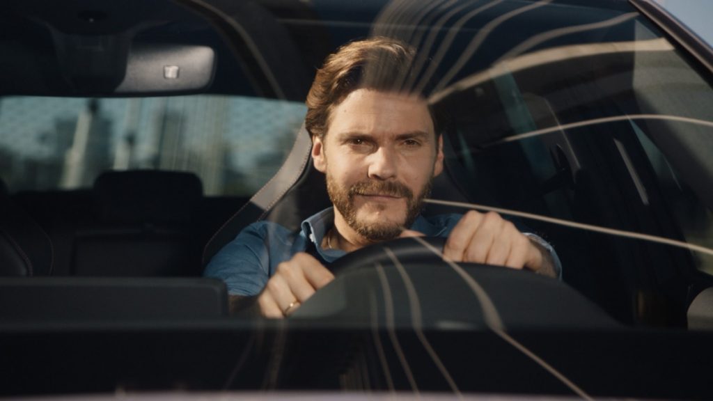 Daniel-Brühl - Cupra Leon e-HYBRID