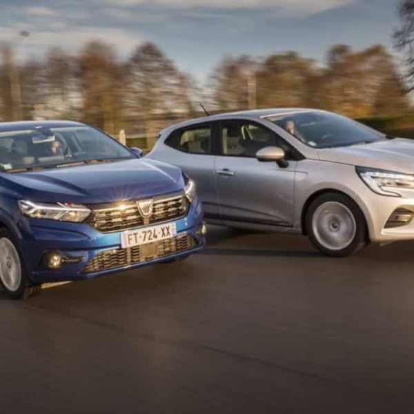 Dacia Sandero VS Renault Clio