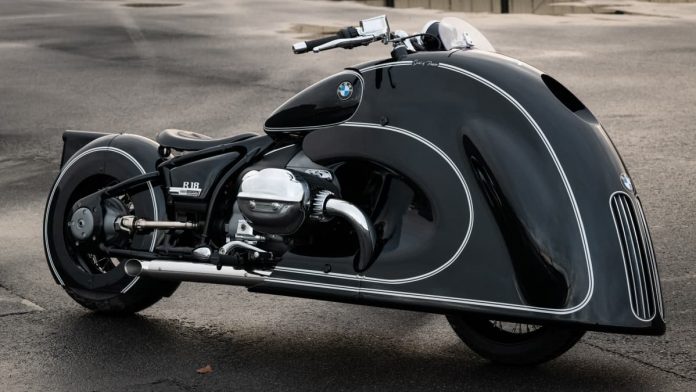 BMW R 18 "Spirit of Passion" par Kingston Custom.