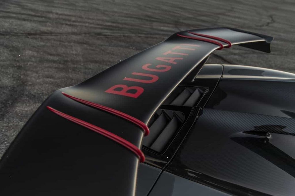 Bugatti Chiron Pur Sport 2021