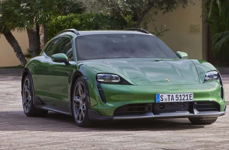 Porsche Taycan Cross Turismo 2021